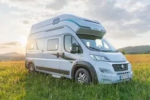 Kastenwagen basieren auf klassischen Transportern wie Fiat Ducato, Mercedes Sprinter oder VW Crafter und erfreuen sich immer größerer Beliebtheit.