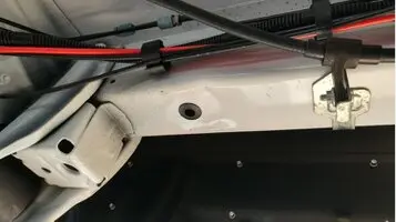 Mäuse im Wohnmobil können erhebliche Schäden verursachen. Erfahre, wie Du Dein Wohnmobil dauerhaft schützt, Eintrittsstellen erkennst und welche Maßnahmen sich in der Praxis bewährt haben.